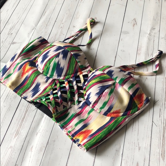 Colorful crop top - Picture 3 of 3